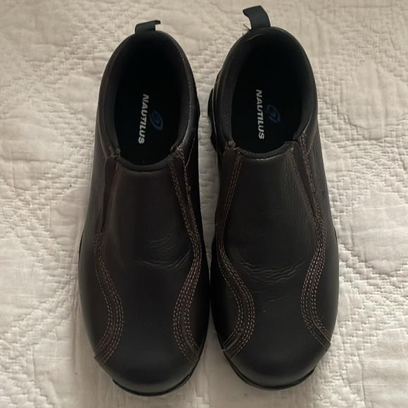 Nautilus Safety Footwear Slip-On ESD N1620 Men's Safety Toe Work Shoes - Picture 4 of 13